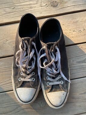 Converse Black and White Low-Top Sneakers Mens 11.5
